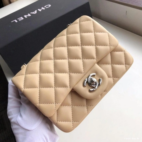 First Bag Ru BAG CHANEL FLAP 17CM 0806